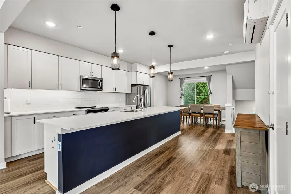 2005 101st Avenue SE #7 Lake Stevens, WA 98258