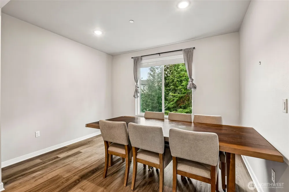 2005 101st Avenue SE #7 Lake Stevens, WA 98258