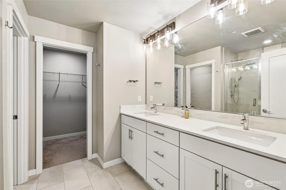 2005 101st Avenue SE #7 Lake Stevens, WA 98258