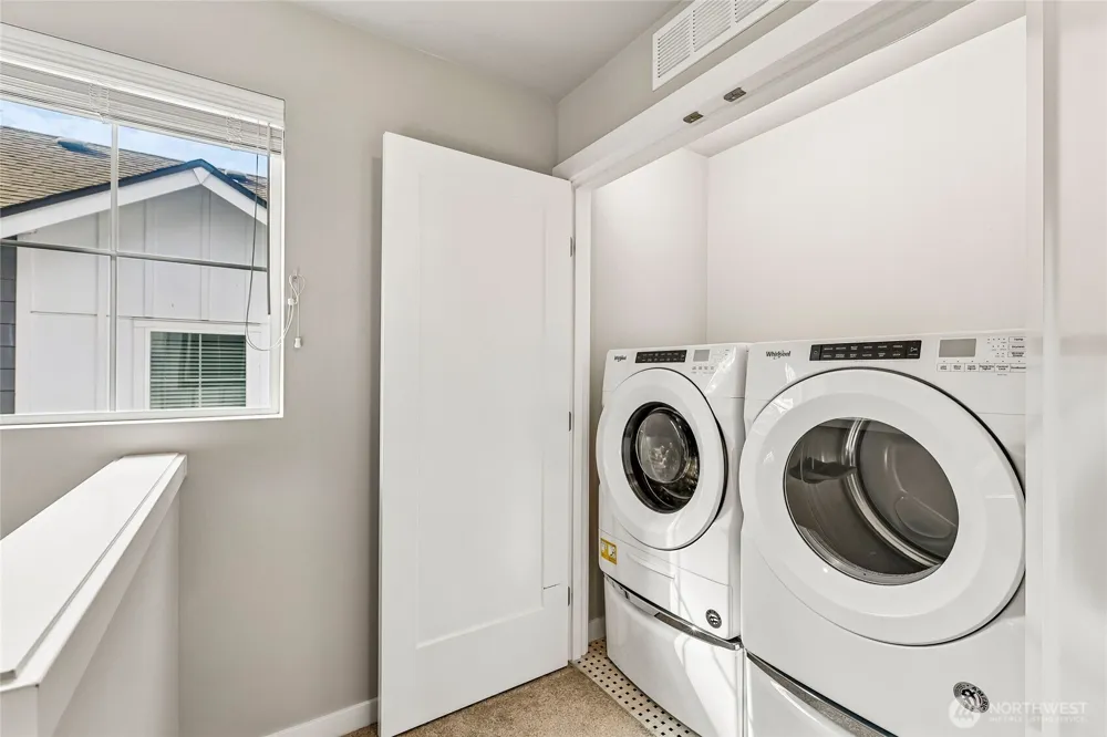 2005 101st Avenue SE #7 Lake Stevens, WA 98258