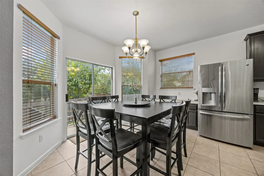 145 Paddington Drive Kyle, TX 78640