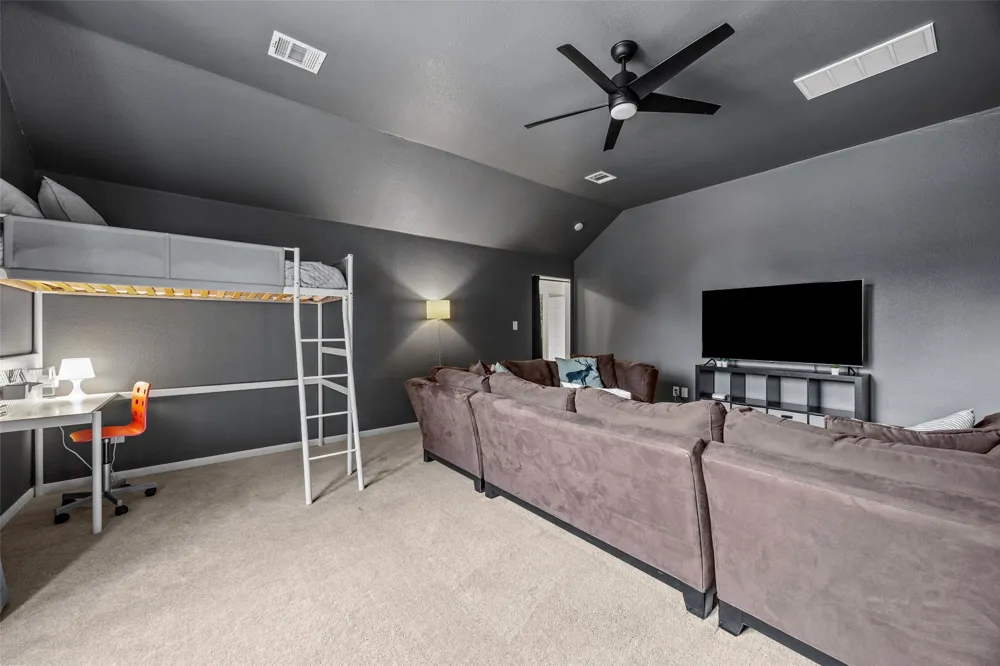 145 Paddington Drive Kyle, TX 78640