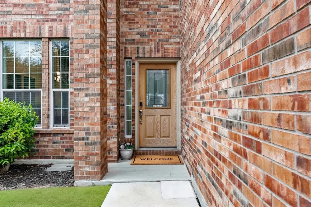 145 Paddington Drive Kyle, TX 78640