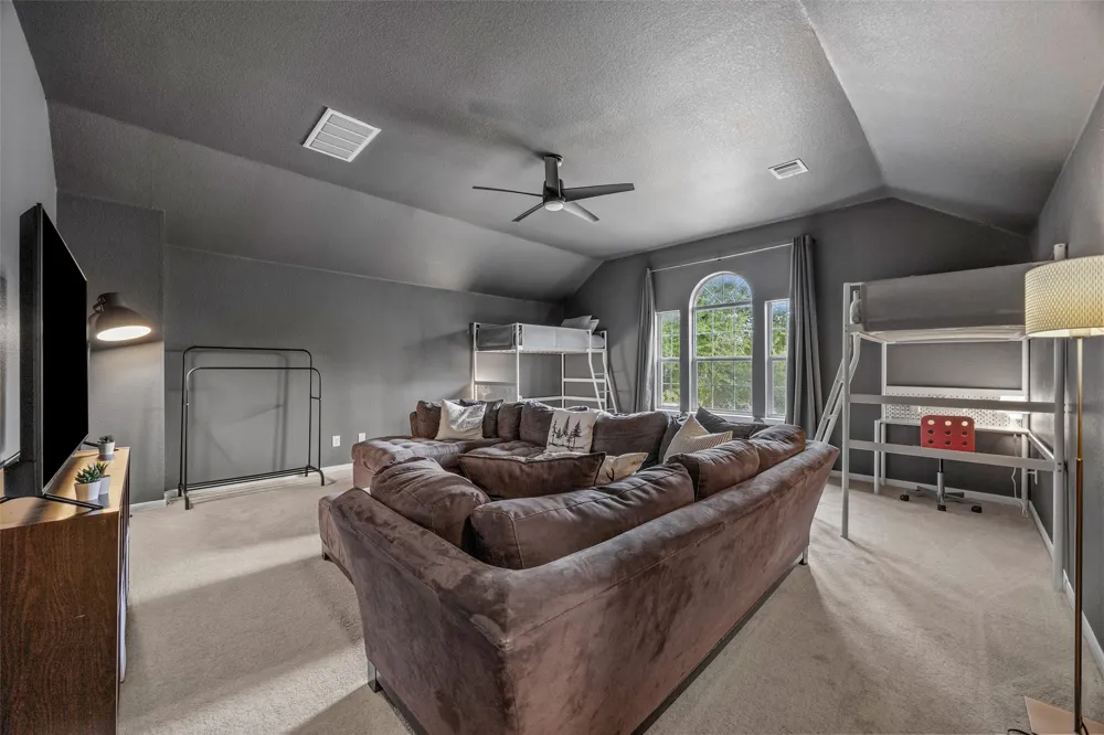 145 Paddington Drive Kyle, TX 78640