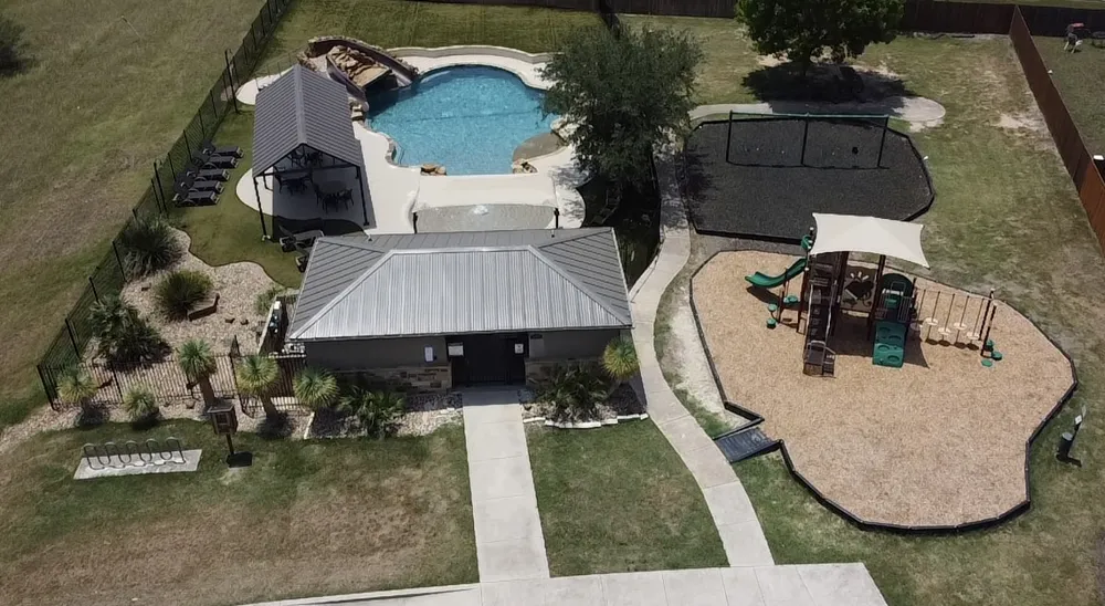 145 Paddington Drive Kyle, TX 78640