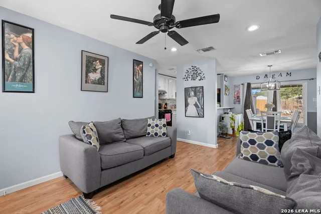 207 Lynhaven San Antonio, TX 78220