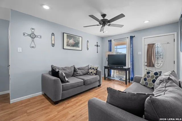207 Lynhaven San Antonio, TX 78220