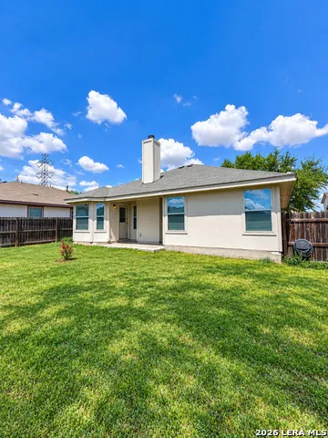 8414 Pigeonberry Dr Converse, TX 78109