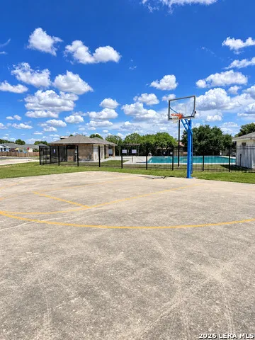8414 Pigeonberry Dr Converse, TX 78109