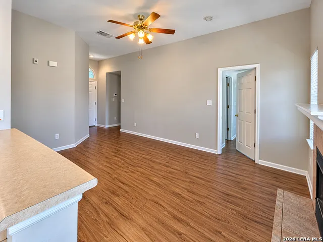 8414 Pigeonberry Dr Converse, TX 78109