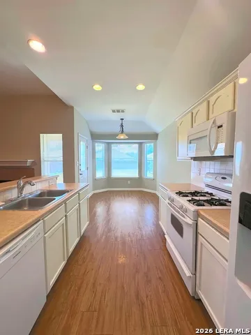 8414 Pigeonberry Dr Converse, TX 78109