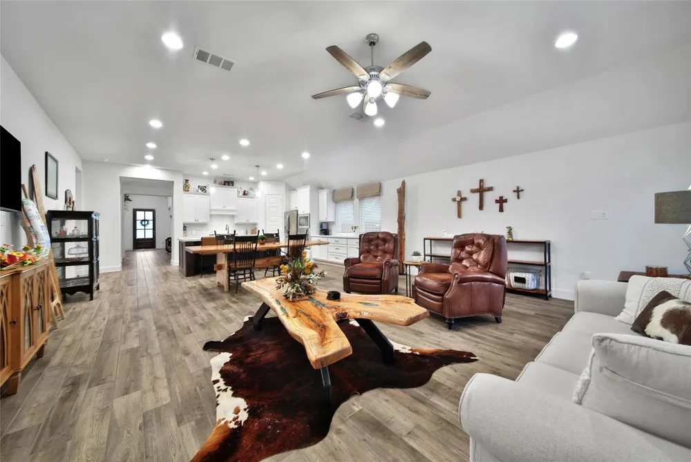 15991 Mahogany Mist Drive Conroe, TX 77302