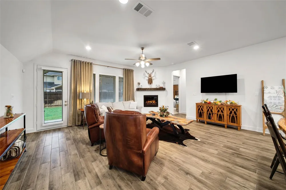 15991 Mahogany Mist Drive Conroe, TX 77302