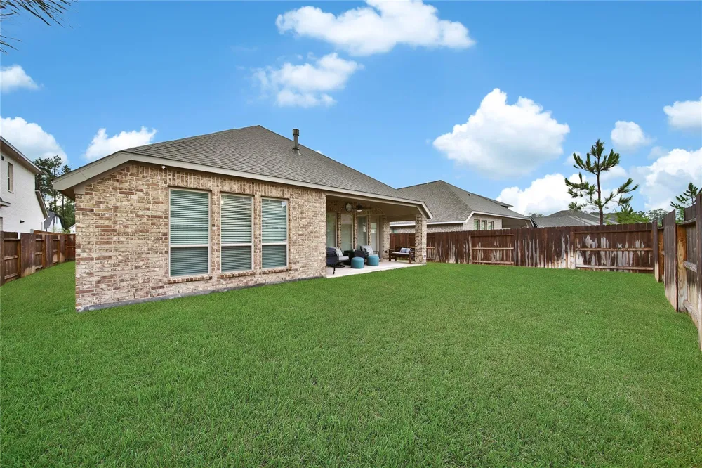 15991 Mahogany Mist Drive Conroe, TX 77302