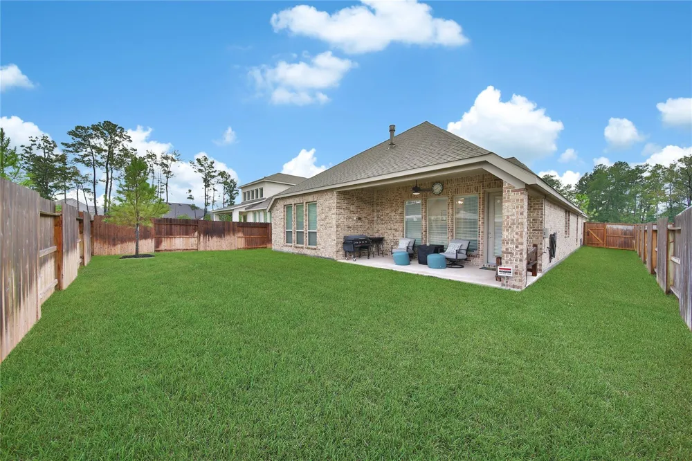 15991 Mahogany Mist Drive Conroe, TX 77302