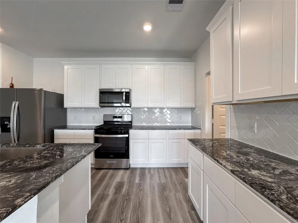 8706 Marlow Drive Texas City, TX 77591