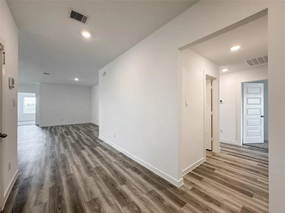 8706 Marlow Drive Texas City, TX 77591