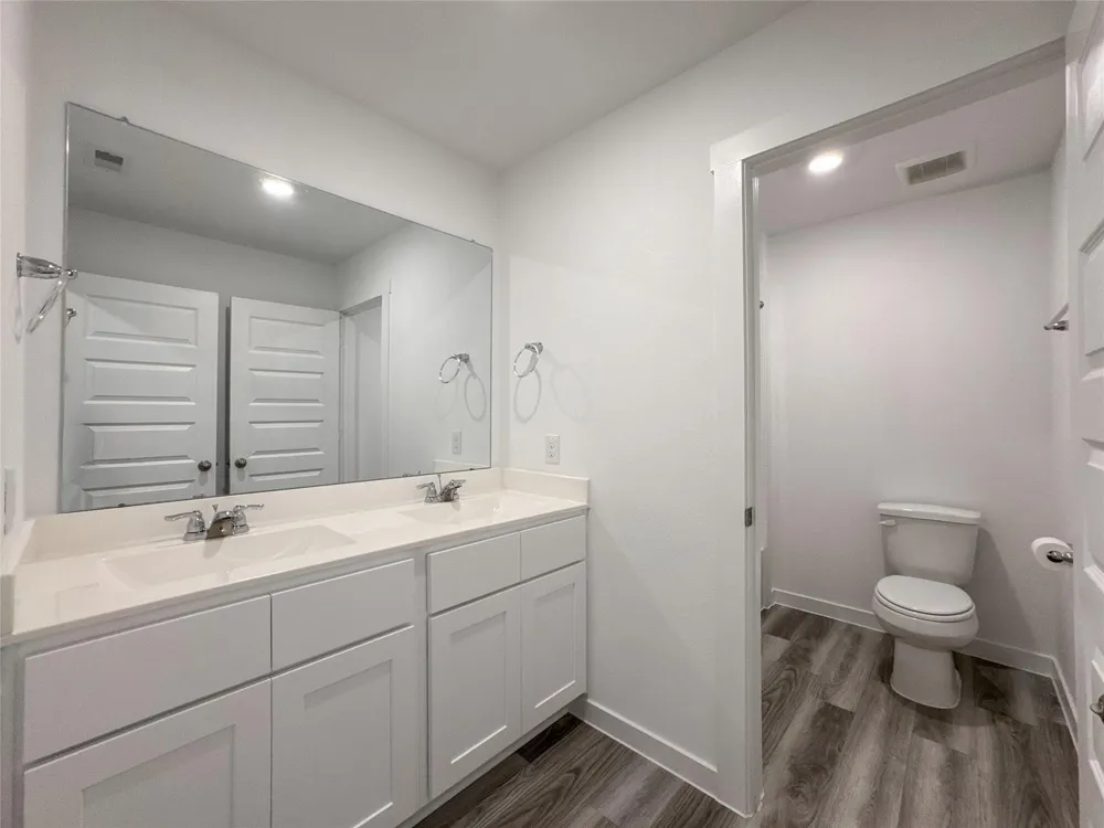 8706 Marlow Drive Texas City, TX 77591