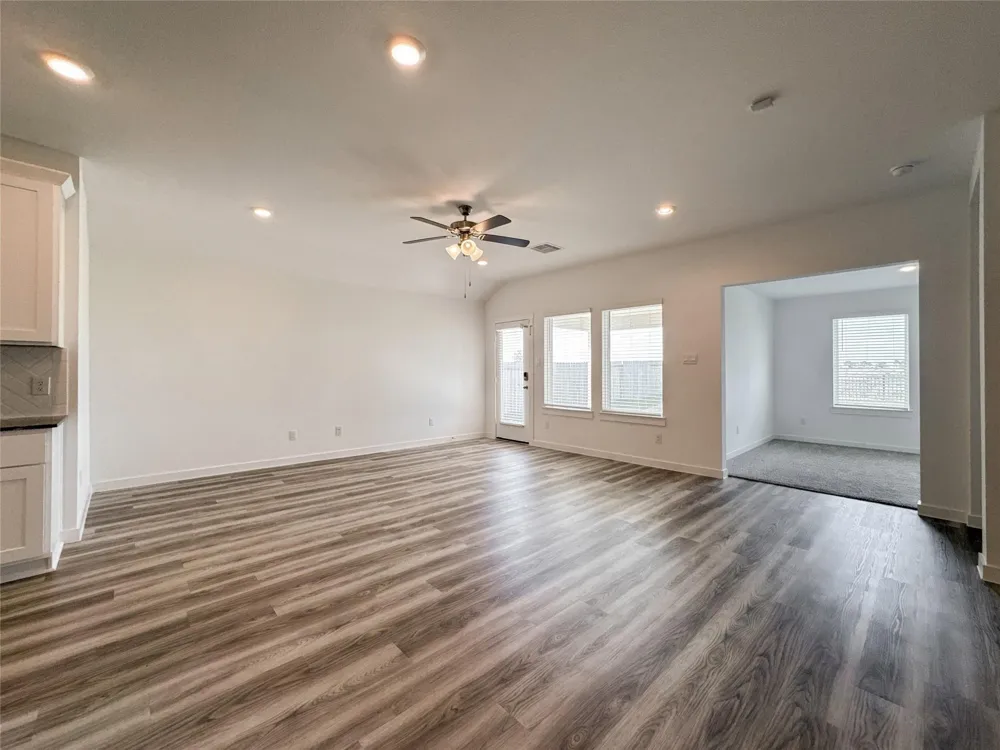 8706 Marlow Drive Texas City, TX 77591