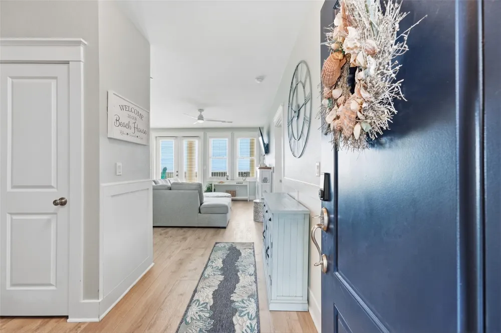 4111 Pointe West Drive #202 Galveston, TX 77554