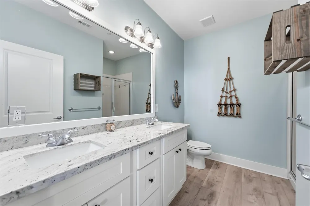 4111 Pointe West Drive #202 Galveston, TX 77554