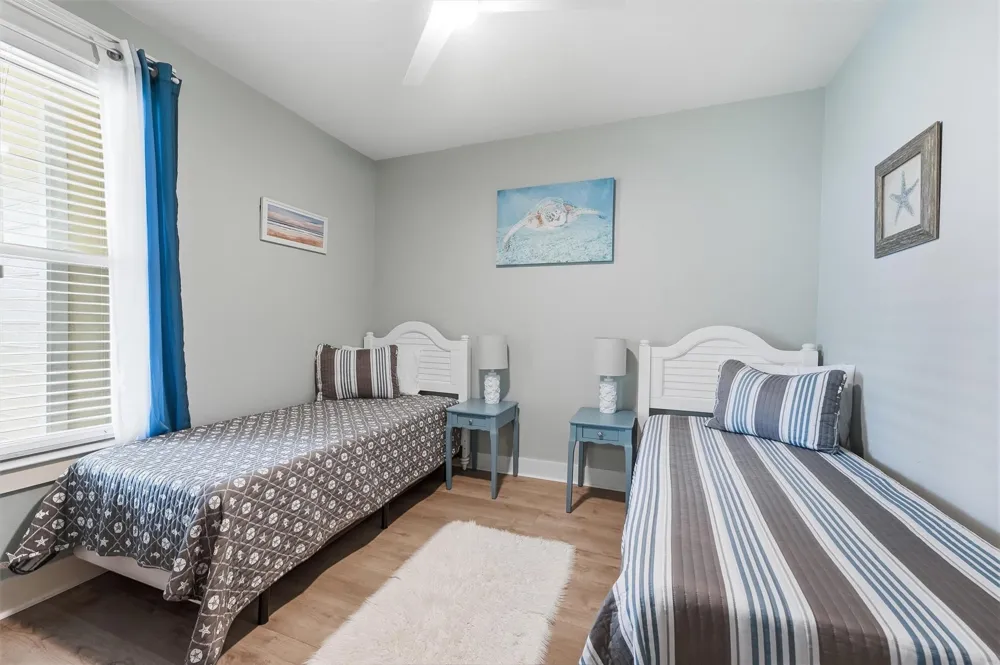 4111 Pointe West Drive #202 Galveston, TX 77554