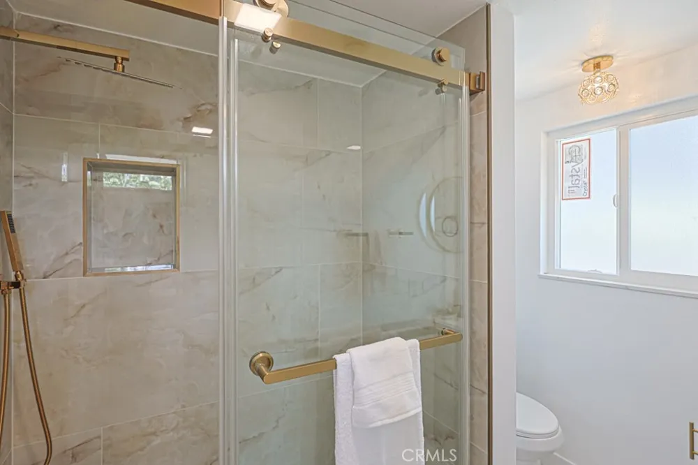 15723 Bonsallo Gardena, CA 90247