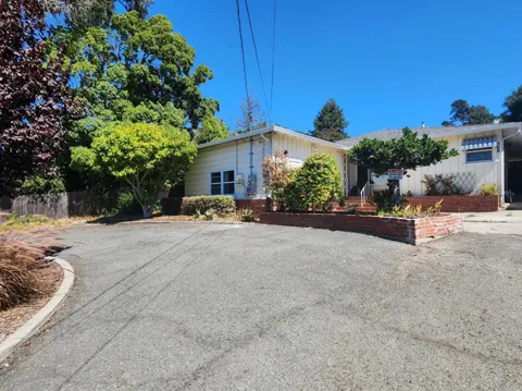 568 Admiral Callaghan Lane