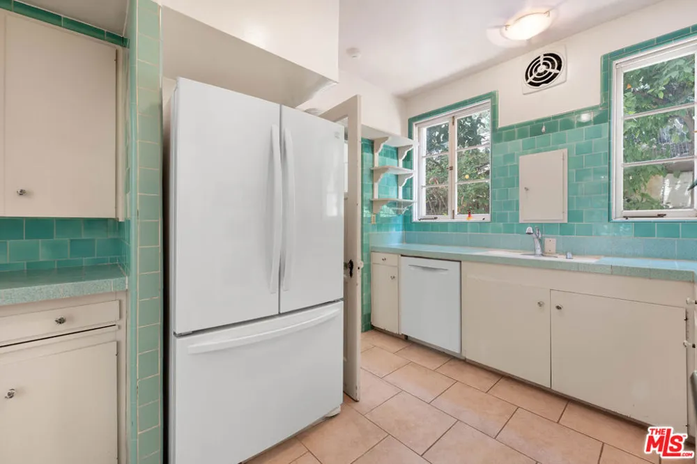 2024 Curson Avenue Los Angeles, CA 90046
