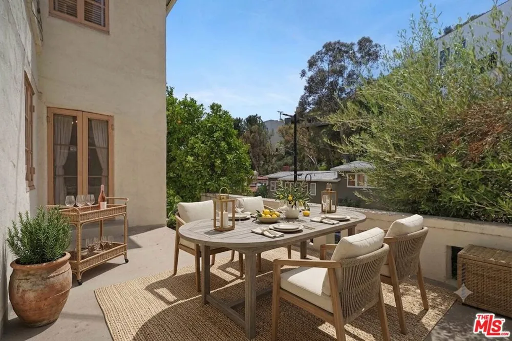 2024 Curson Avenue Los Angeles, CA 90046