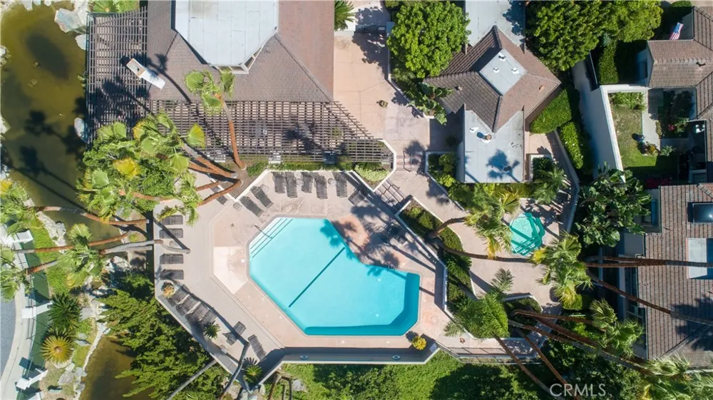 72 Ocean Vista Newport Beach, CA 92660