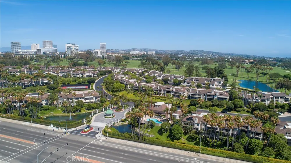 72 Ocean Vista Newport Beach, CA 92660