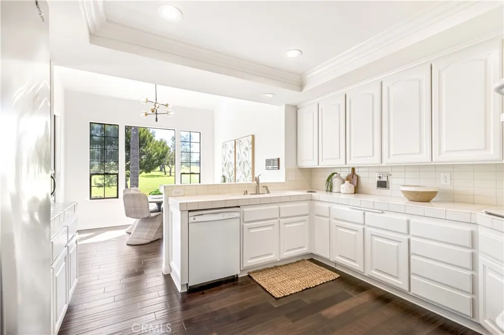 72 Ocean Vista Newport Beach, CA 92660
