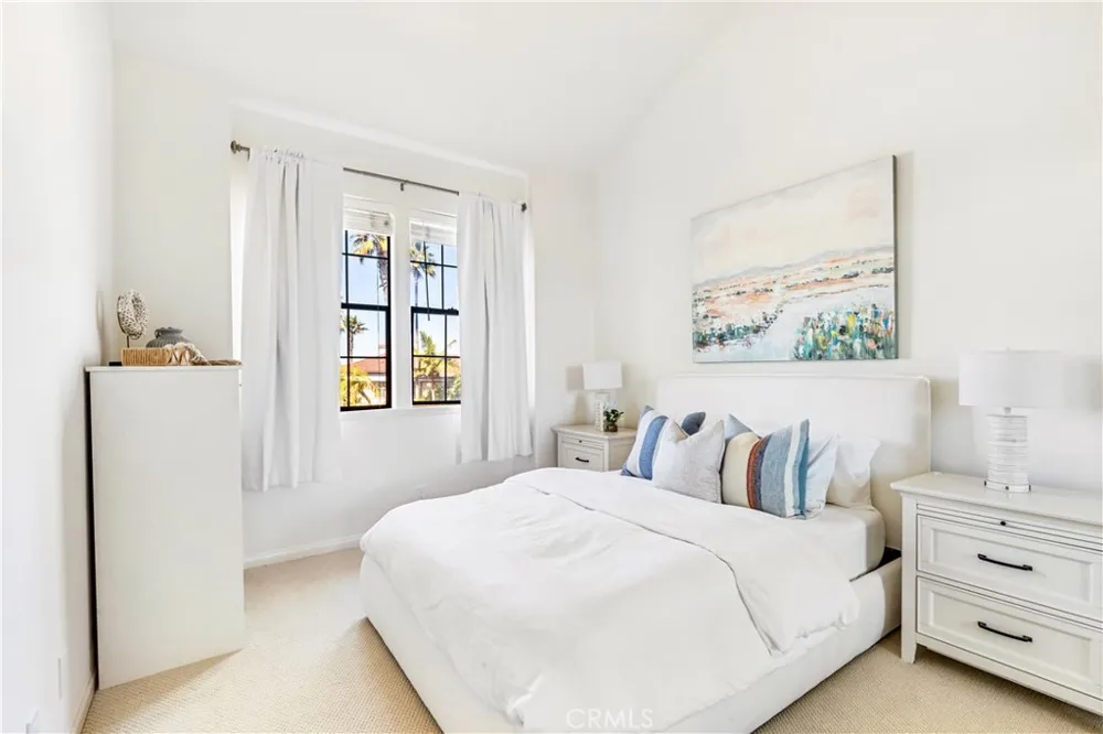 72 Ocean Vista Newport Beach, CA 92660