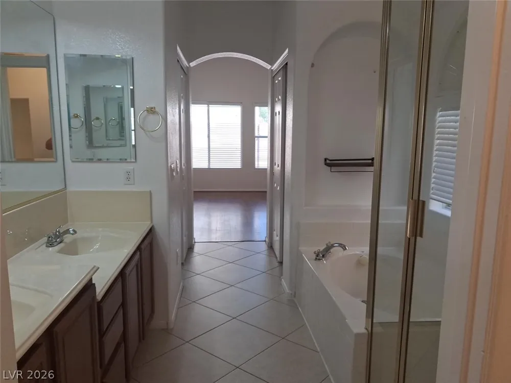 6072 Lamotte Avenue Las Vegas, NV 89141