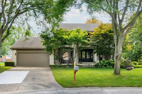 6253 Fairbrook Court