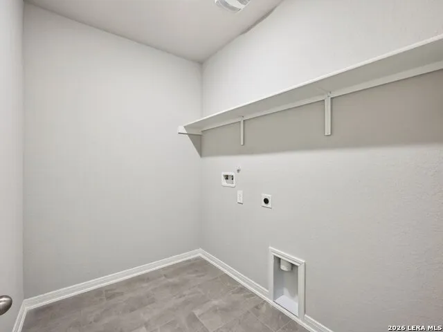 11357 Feather Vale San Antonio, TX 78254
