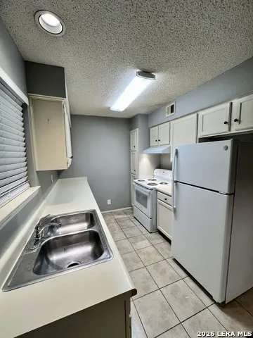 1514 VISTA NORTE San Antonio, TX 78213