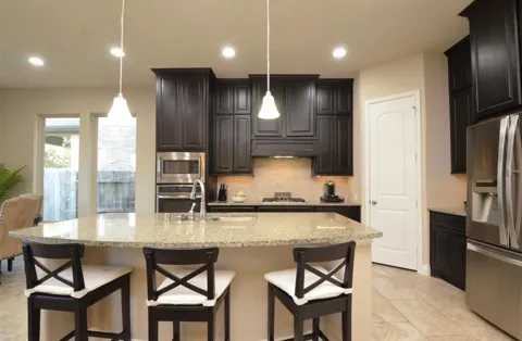 9515 Scanlan Heights Lane