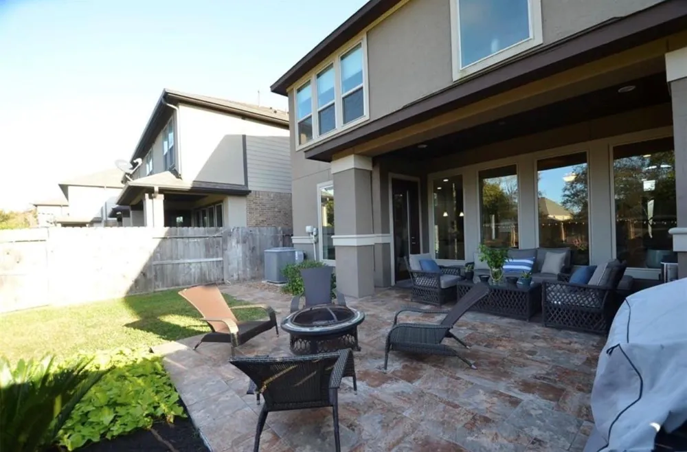 9515 Scanlan Heights Lane Missouri City, TX 77459