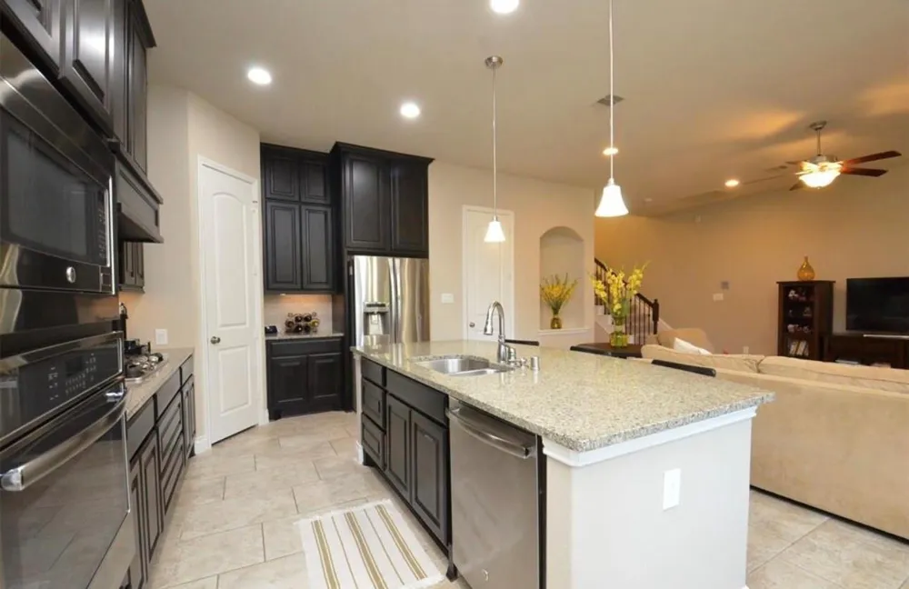 9515 Scanlan Heights Lane Missouri City, TX 77459