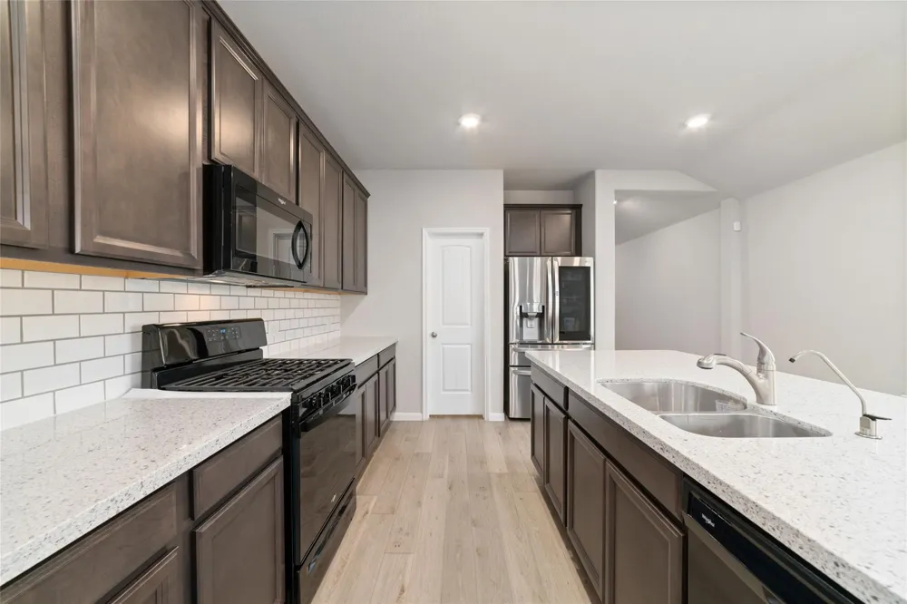 21614 Lemon Beebrush Lane Katy, TX 77449