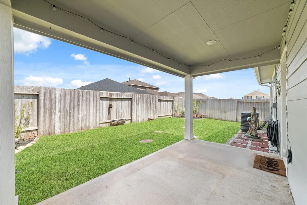 21614 Lemon Beebrush Lane Katy, TX 77449
