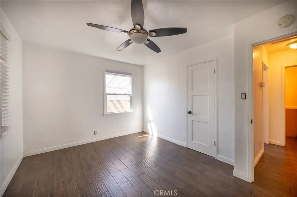 939 Orange Azusa, CA 91702