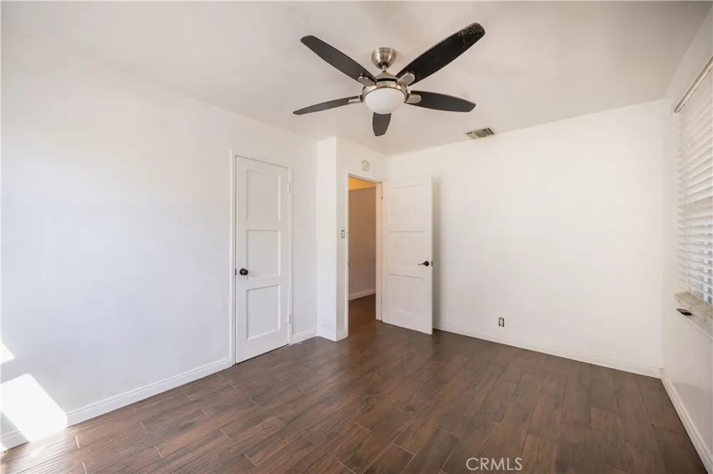 939 Orange Azusa, CA 91702