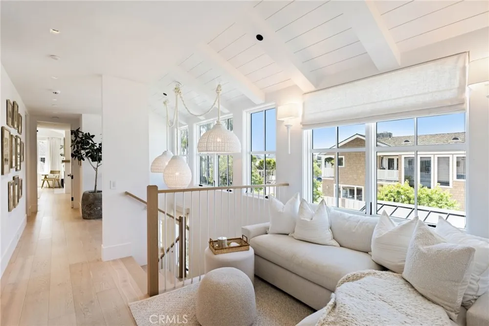 1416 E Balboa Boulevard Newport Beach, CA 92661