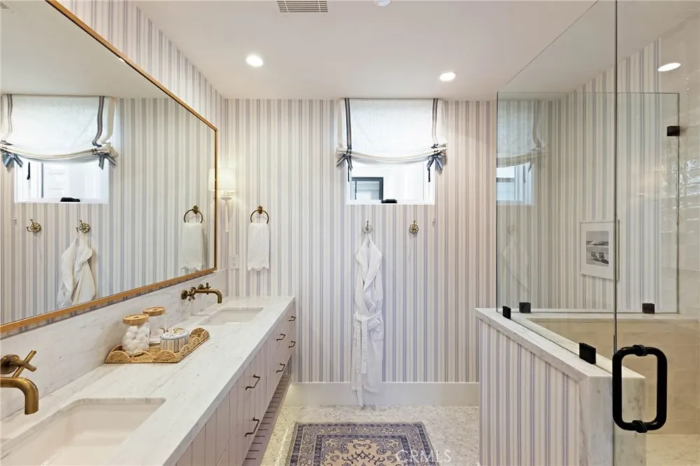 1416 E Balboa Boulevard Newport Beach, CA 92661