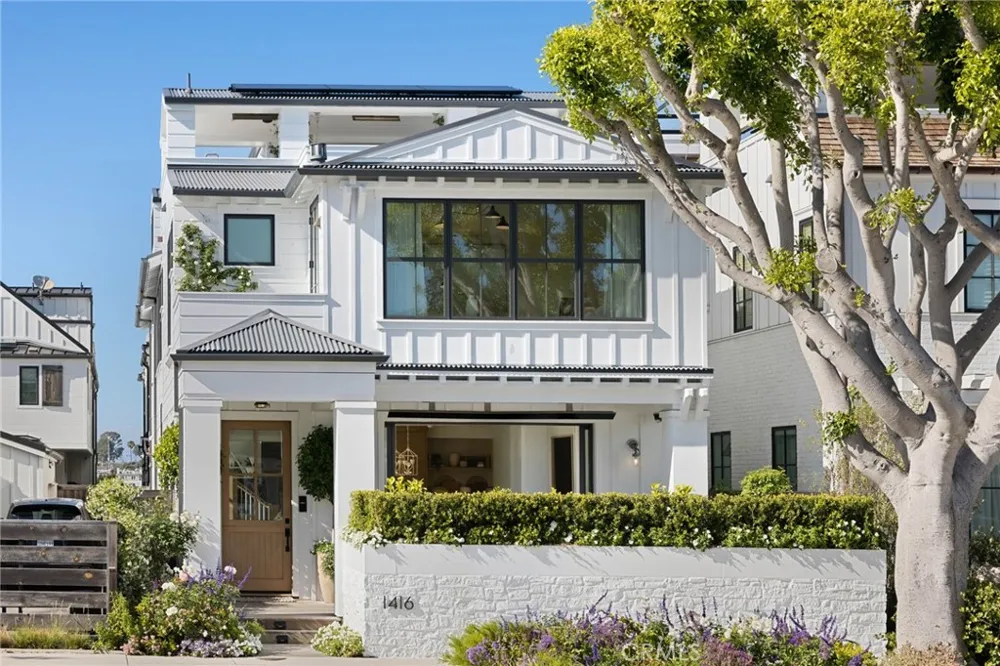 1416 E Balboa Boulevard Newport Beach, CA 92661