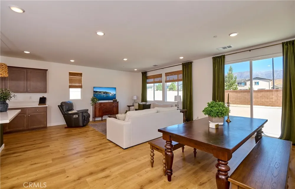 5095 Maverick Street Banning, CA 92220