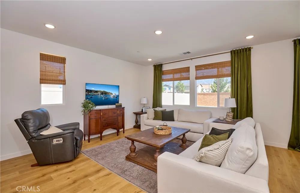 5095 Maverick Street Banning, CA 92220